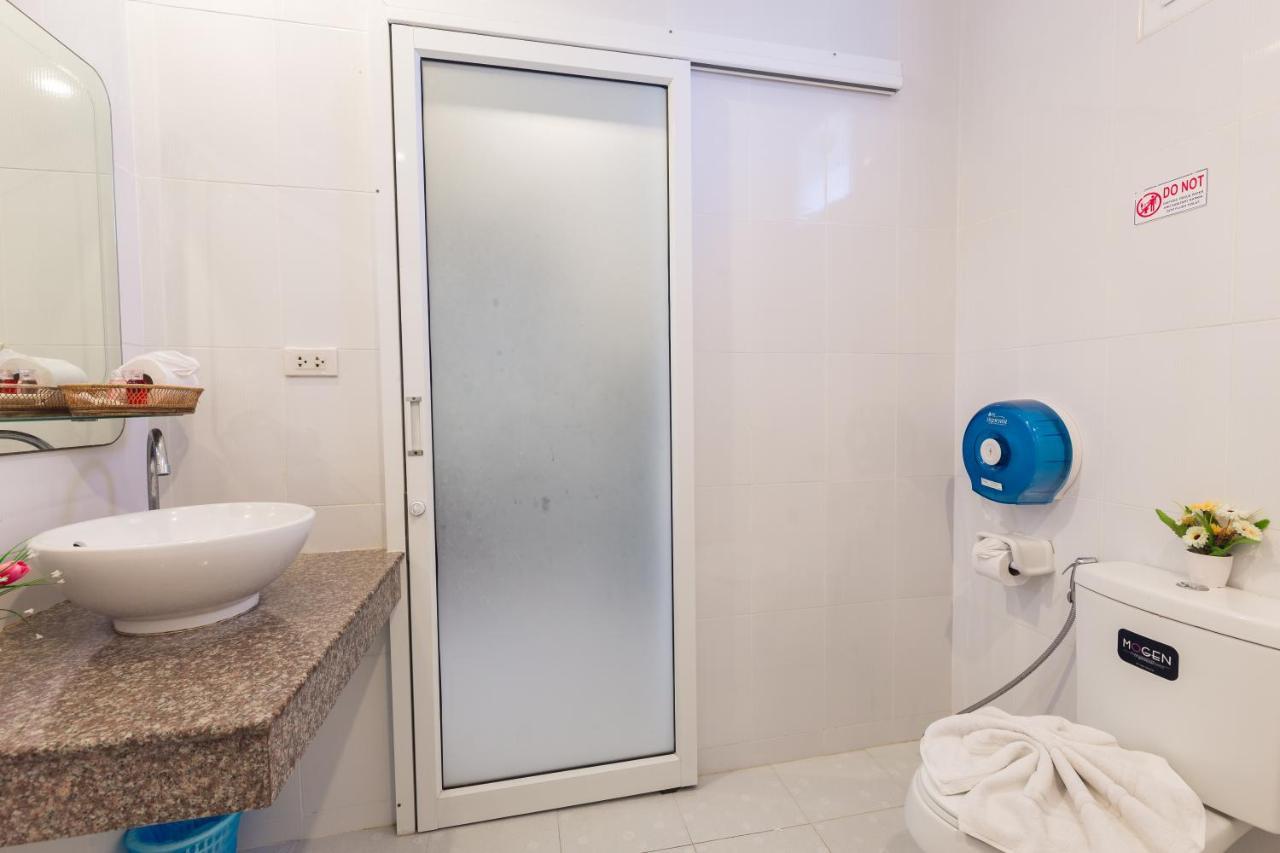 Kasemsuk Guesthouse Sha Extra Plus Karon Dış mekan fotoğraf